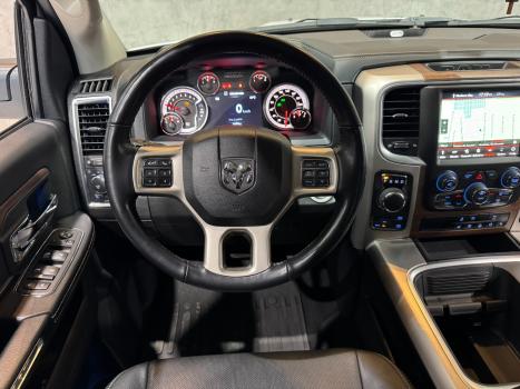RAM Classic 5.7 V8 32V 4P HEMI LARAMIE AUTOMTICO, Foto 12