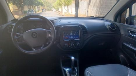 RENAULT Captur 1.6 16V 4P FLEX SCE LIFE X-TRONIC CVT, Foto 4