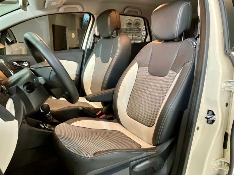 RENAULT Captur 1.6 16V 4P FLEX SCE INTENSE X-TRONIC CVT, Foto 9