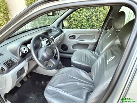 RENAULT Clio Hatch 1.0 16V 4P AUTHENTIQUE, Foto 4
