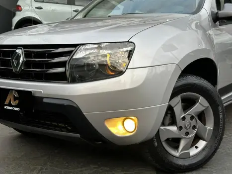 RENAULT Duster 2.0 16V 4P FLEX DYNAMIQUE AUTOMTICO, Foto 2