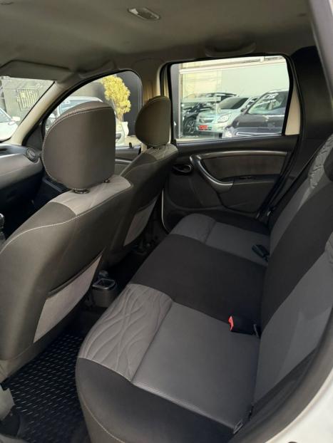 RENAULT Duster 2.0 16V 4P FLEX DYNAMIQUE, Foto 8