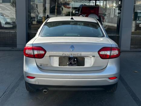 RENAULT Fluence 2.0 16V 4P FLEX DYNAMIQUE PLUS AUTOMTICO, Foto 5