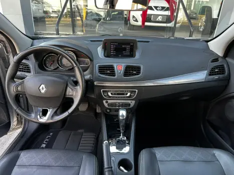 RENAULT Fluence 2.0 16V 4P FLEX DYNAMIQUE PLUS AUTOMTICO, Foto 10
