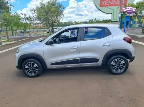 RENAULT Kwid 1.0 12V 4P SCE FLEX INTENSE, Foto 4