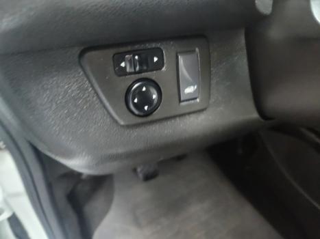 RENAULT Kwid 1.0 12V 4P SCE FLEX INTENSE, Foto 2