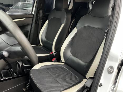 RENAULT Kwid 1.0 12V 4P SCE FLEX INTENSE, Foto 8