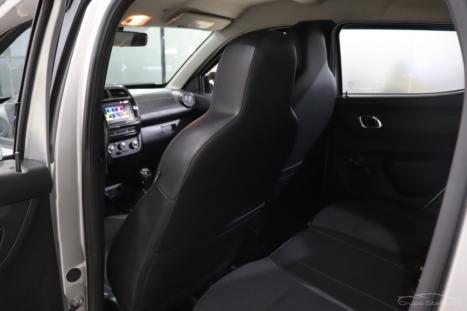 RENAULT Kwid 1.0 12V 4P SCE FLEX INTENSE, Foto 9