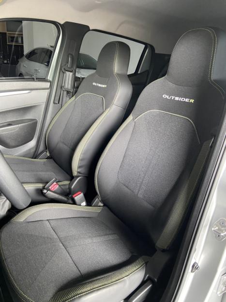 RENAULT Kwid 1.0 12V 4P SCE FLEX OUTSIDER, Foto 11