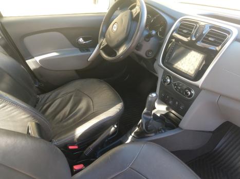 RENAULT Logan 1.6 4P FLEX DINAMIQUE, Foto 2