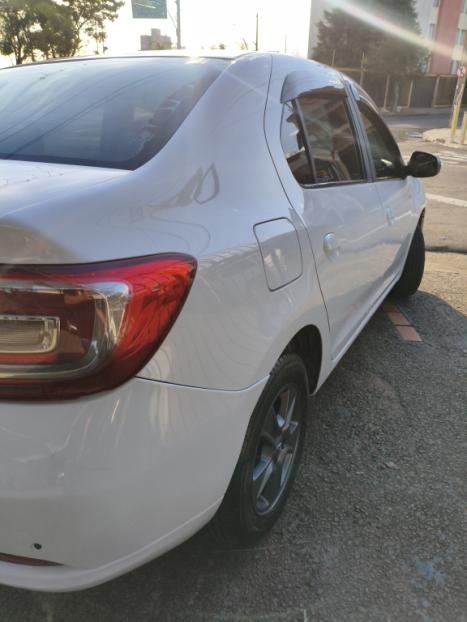 RENAULT Logan 1.6 4P FLEX DINAMIQUE, Foto 6