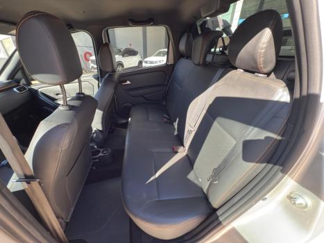 RENAULT Oroch 1.3 16V 4P OUTSIDER TURBO TCe AUTOMTICO CVT, Foto 11