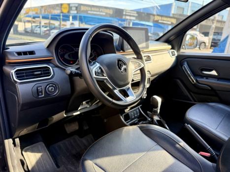 RENAULT Oroch 1.3 16V 4P OUTSIDER TURBO TCe AUTOMTICO CVT, Foto 8