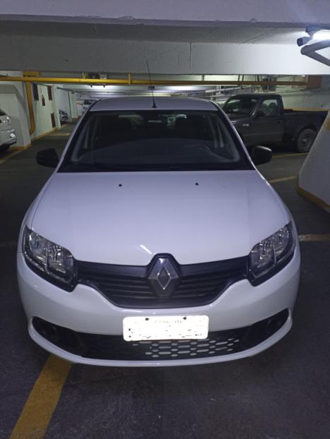 RENAULT Sandero 1.0 16V 4P FLEX AUTHENTIQUE, Foto 2