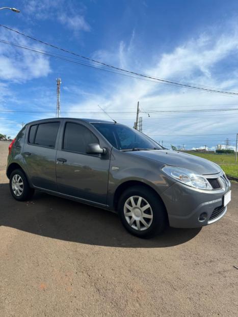 RENAULT Sandero 1.0 16V 4P FLEX AUTHENTIQUE, Foto 2