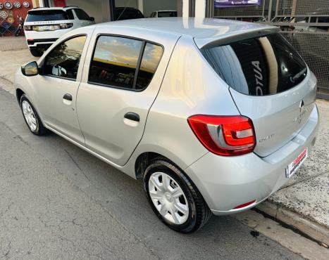 RENAULT Sandero 1.0 16V 4P FLEX AUTHENTIQUE, Foto 5