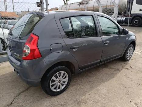 RENAULT Sandero 1.0 4P FLEX AUTHENTIQUE, Foto 8