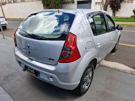 RENAULT Sandero 1.6 4P VIBE, Foto 6