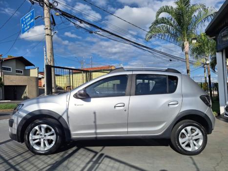 RENAULT Sandero 1.6 16V 4P FLEX STEPWAY RIP CURL, Foto 3