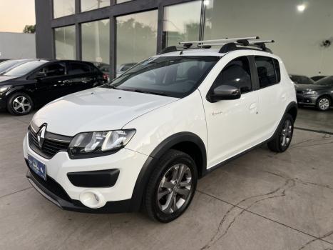 RENAULT Sandero 1.6 16V 4P FLEX STEPWAY RIP CURL, Foto 2