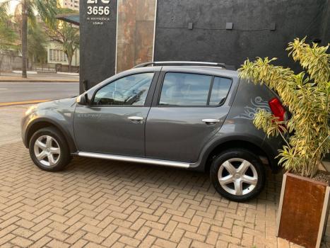 RENAULT Sandero 1.6 16V 4P FLEX STEPWAY, Foto 2