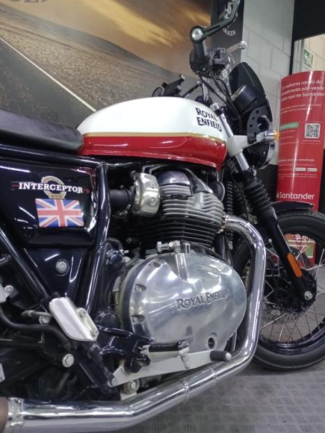 ROYAL ENFIELD Interceptor 650 , Foto 9