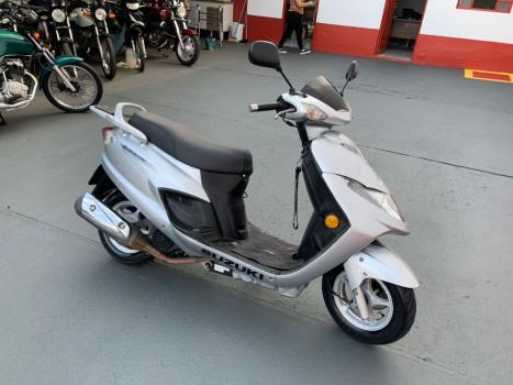 SUZUKI Burgman 125 , Foto 4