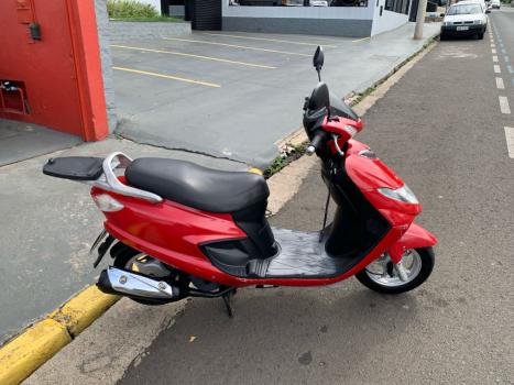 SUZUKI Burgman 125 , Foto 3