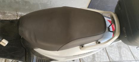 SUZUKI Burgman 125 , Foto 3