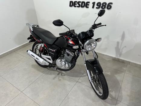 SUZUKI GSR 125 , Foto 3