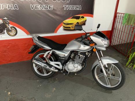 SUZUKI GSR 125 S , Foto 1