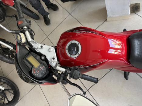 SUZUKI GSR 125 S , Foto 7