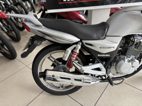 SUZUKI GSR 150 I, Foto 2