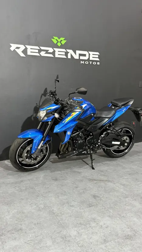 SUZUKI GSX 750 F , Foto 10