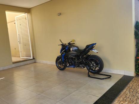 SUZUKI GSX-S 1000 A, Foto 3