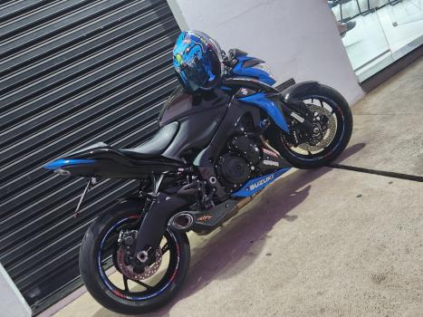 SUZUKI GSX-S 1000 A, Foto 5