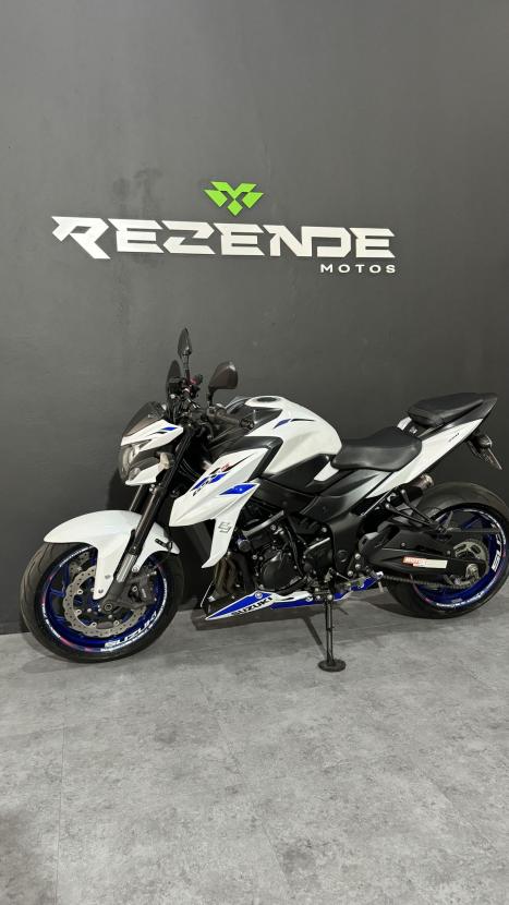 SUZUKI GSX-S 750 ABS, Foto 7