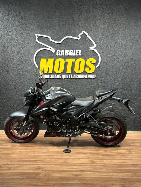 SUZUKI GSX-S 750 ABS, Foto 2