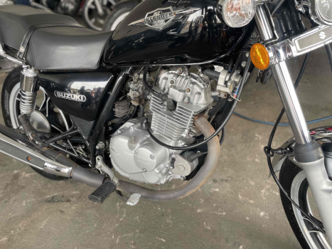 SUZUKI Intruder 125 , Foto 3