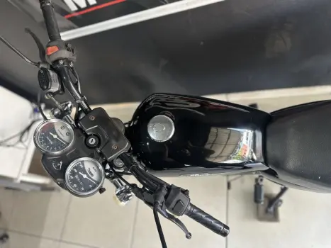 SUZUKI Intruder 125 , Foto 8