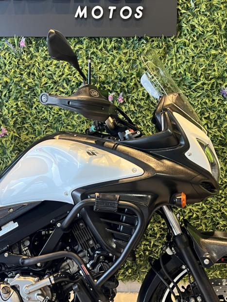 SUZUKI V-Strom DL 650 ABS, Foto 3