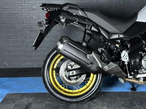 SUZUKI V-Strom DL 650 XT, Foto 2
