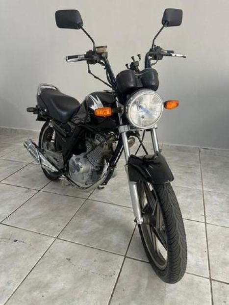 SUZUKI Yes 125 EN, Foto 2