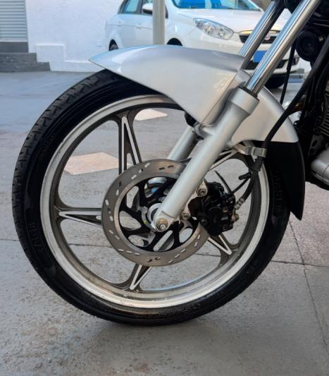 SUZUKI Yes 125 EN, Foto 6
