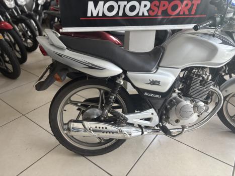 SUZUKI Yes 125 EN, Foto 2