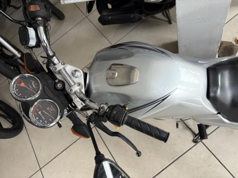 SUZUKI Yes 125 EN, Foto 7