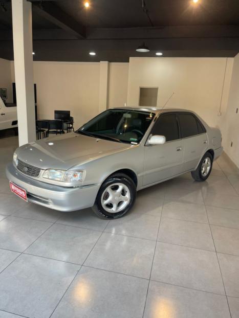 TOYOTA Corolla 1.8 16V 4P XEI, Foto 3