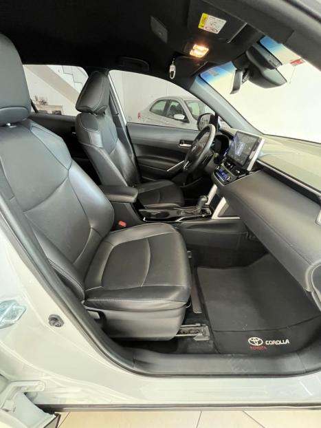 TOYOTA Corolla Cross 2.0 16V 4P FLEX VVT-IE XRE DIRECT SHIFT AUTOMTICO CVT, Foto 9