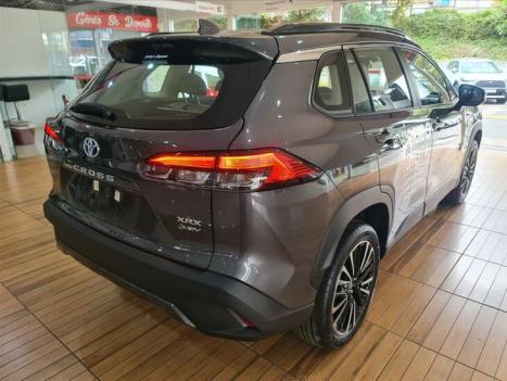 TOYOTA Corolla Cross 1.8 16V 4P FLEX VVT-I HYBRID XRX AUTOMTICO CVT, Foto 2