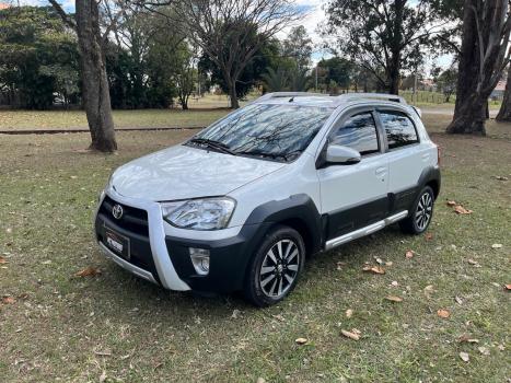 TOYOTA Etios Cross 1.5 16V 4P, Foto 3